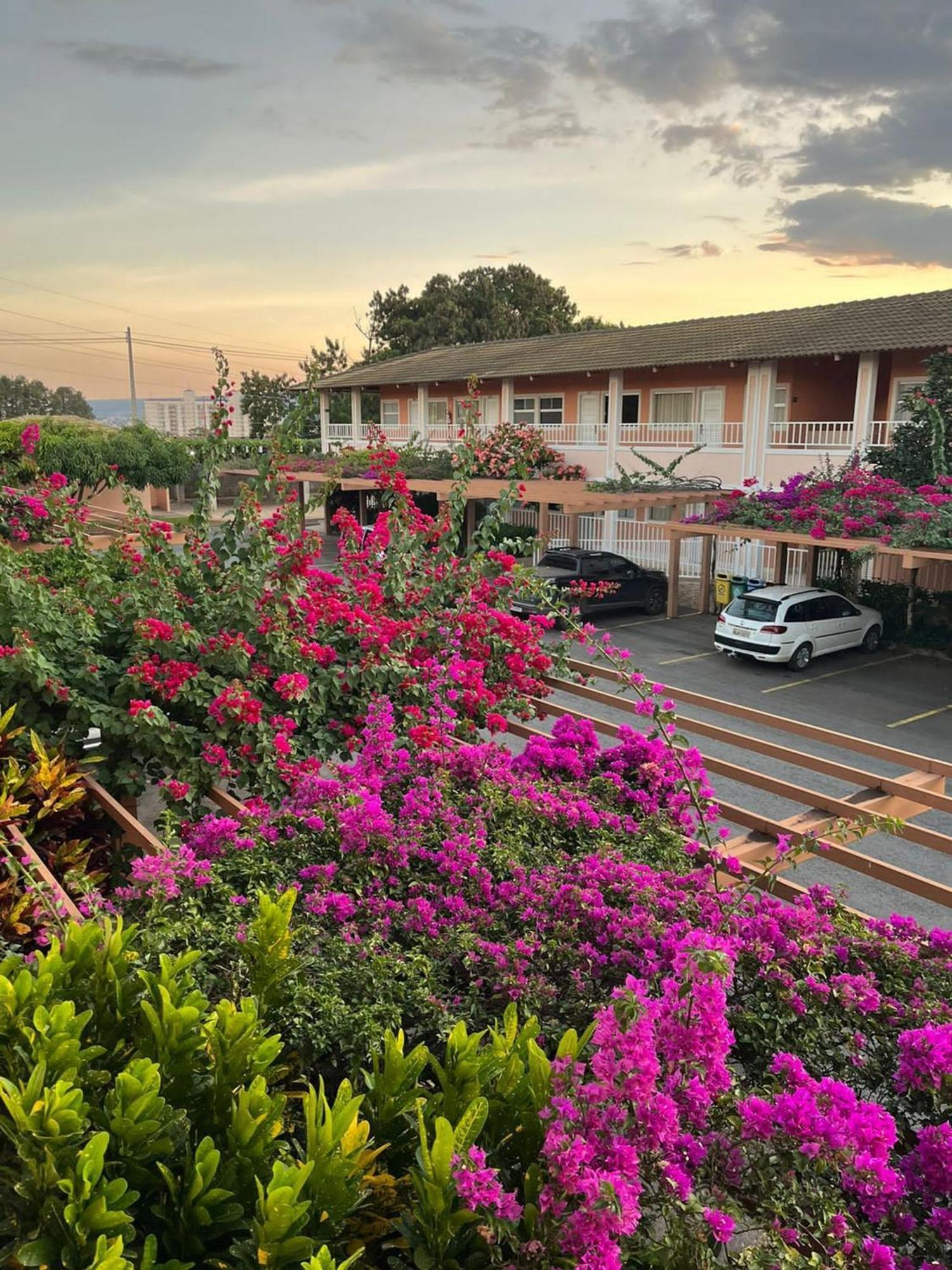 Villa L'ácqua diRoma VaciaTemporada Caldas Novas Exterior foto